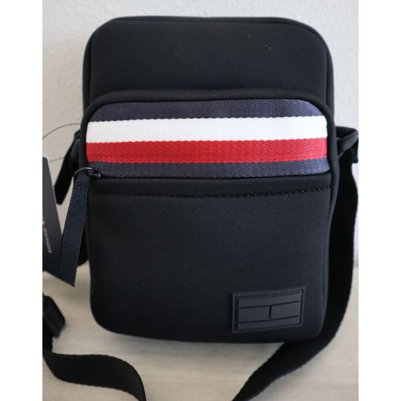 Tommy Hilfiger 69J8610 001 Unisex Sz Small Black Crossbody Camera Bag Purse - Picture 3 of 11